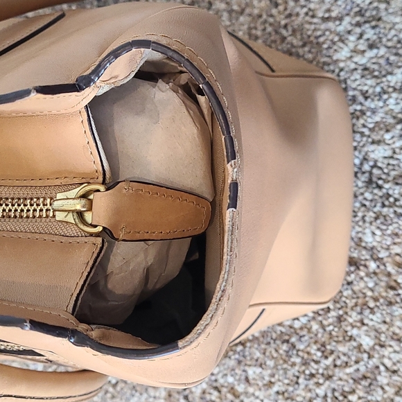 Coach tan leather purse - Picture 6 of 6